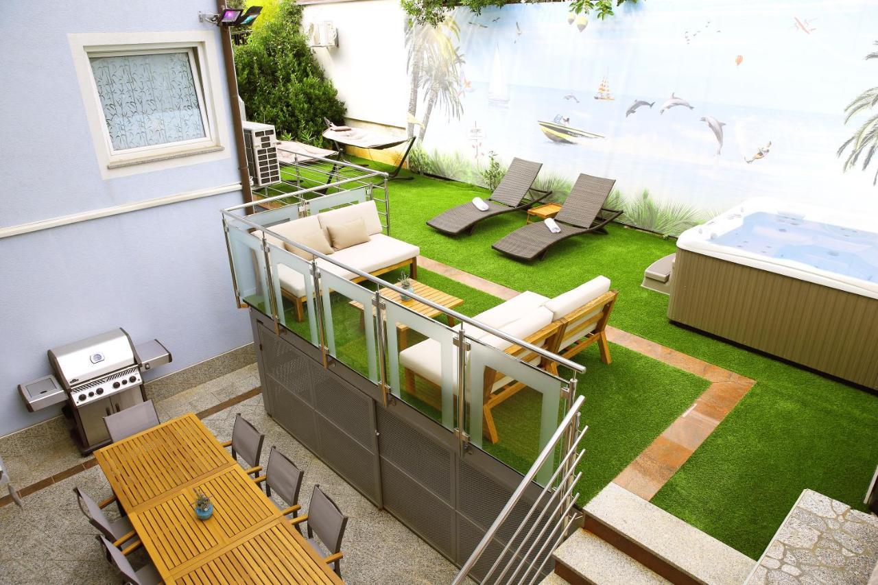 קריקווניצה Villa Mit Whirlpool Fuer 32 Per מראה חיצוני תמונה
