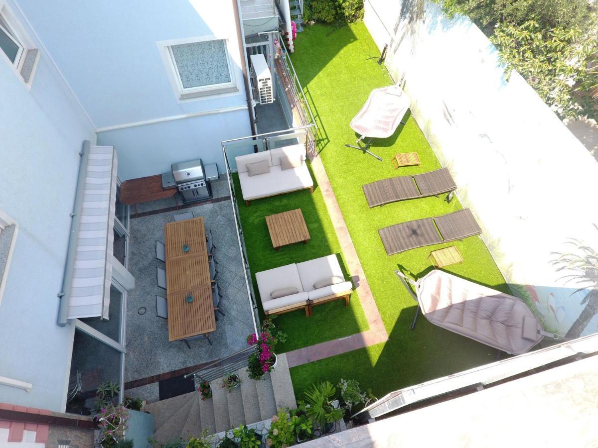 קריקווניצה Villa Mit Whirlpool Fuer 32 Per מראה חיצוני תמונה
