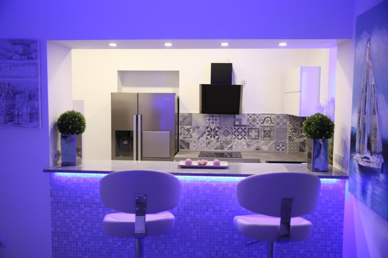 קריקווניצה Villa Mit Whirlpool Fuer 32 Per מראה חיצוני תמונה