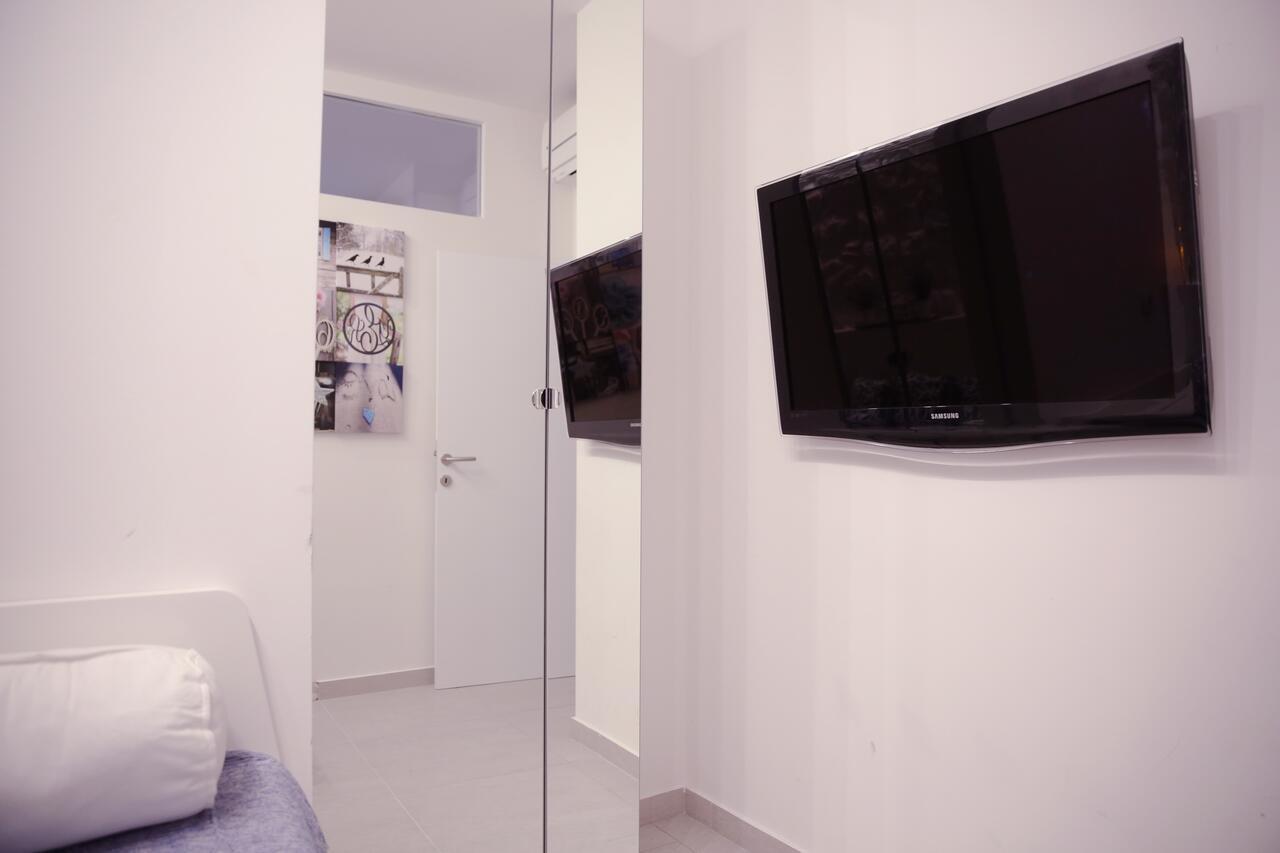 קריקווניצה Villa Mit Whirlpool Fuer 32 Per מראה חיצוני תמונה